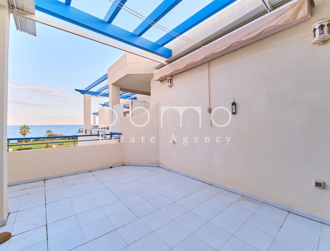 3 sypialnia Mieszkanie do wynajęcia w Mojacar z basenem garażem - 985 € (Ref: 8646994)