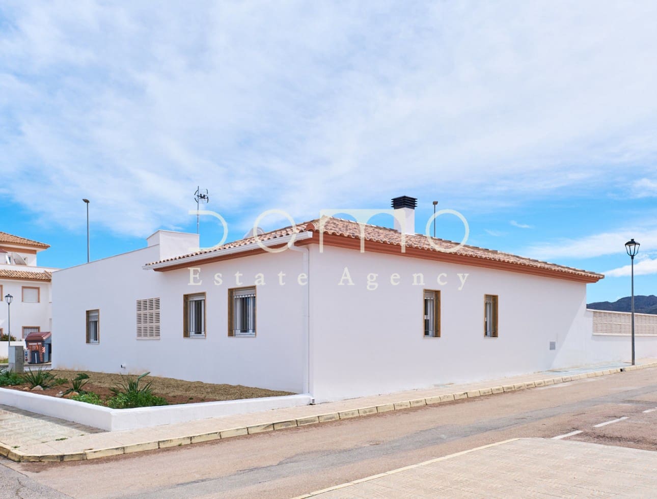 Villa/Maison de 3 chambres à louer à Turre avec garage - 975 € (Ref: 8891387)