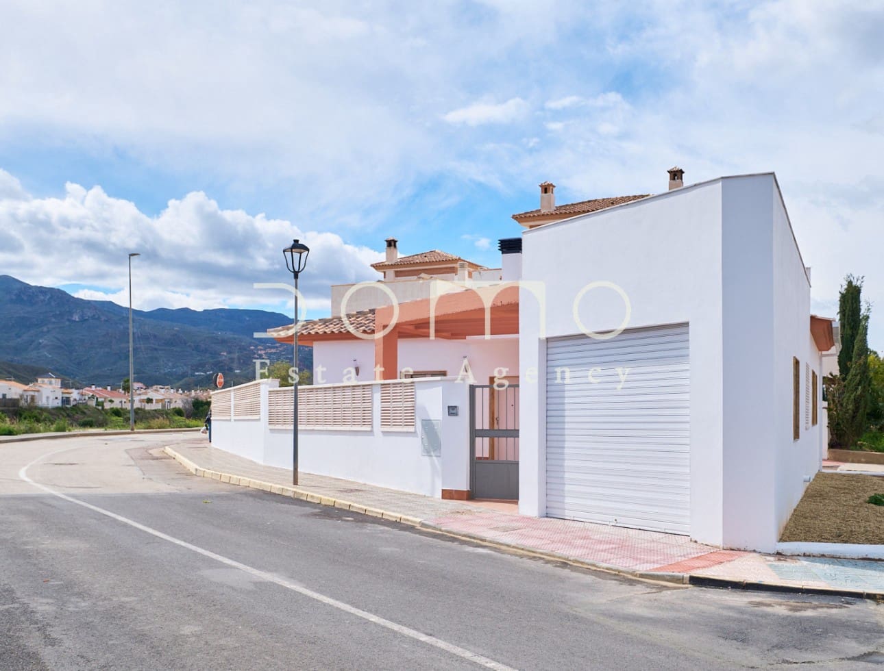 Villa/Maison de 3 chambres à louer à Turre avec garage - 975 € (Ref: 8891387)