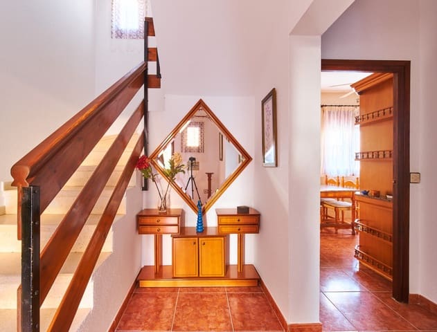 3 Zimmer Haus zu vermieten in Turre mit Garage - 750 € (Ref: 8977170)