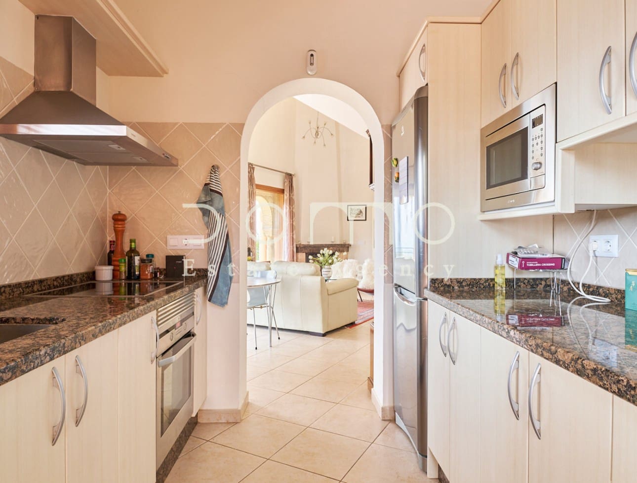 3 soveværelse Villa til salg i Turre med swimmingpool - € 449.000 (Ref: 9070228)