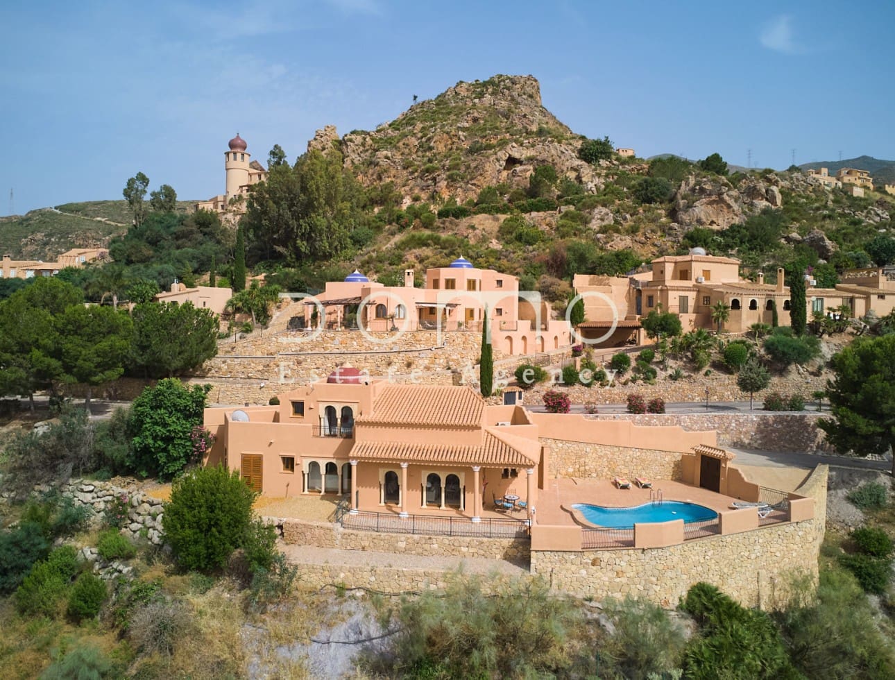 3 soveværelse Villa til salg i Turre med swimmingpool - € 449.000 (Ref: 9070228)