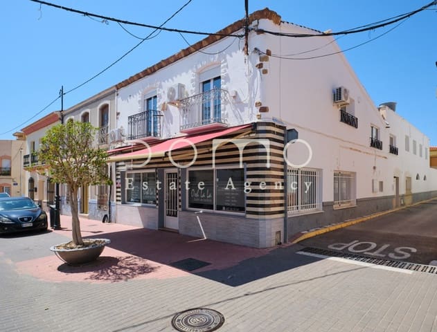 6 bedroom Townhouse for sale in Los Gallardos with pool - € 399,999 (Ref: 9146672)