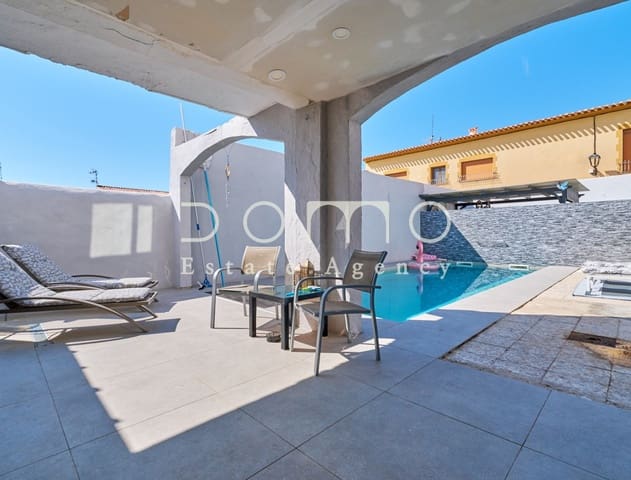 6 bedroom Townhouse for sale in Los Gallardos with pool - € 399,999 (Ref: 9146672)