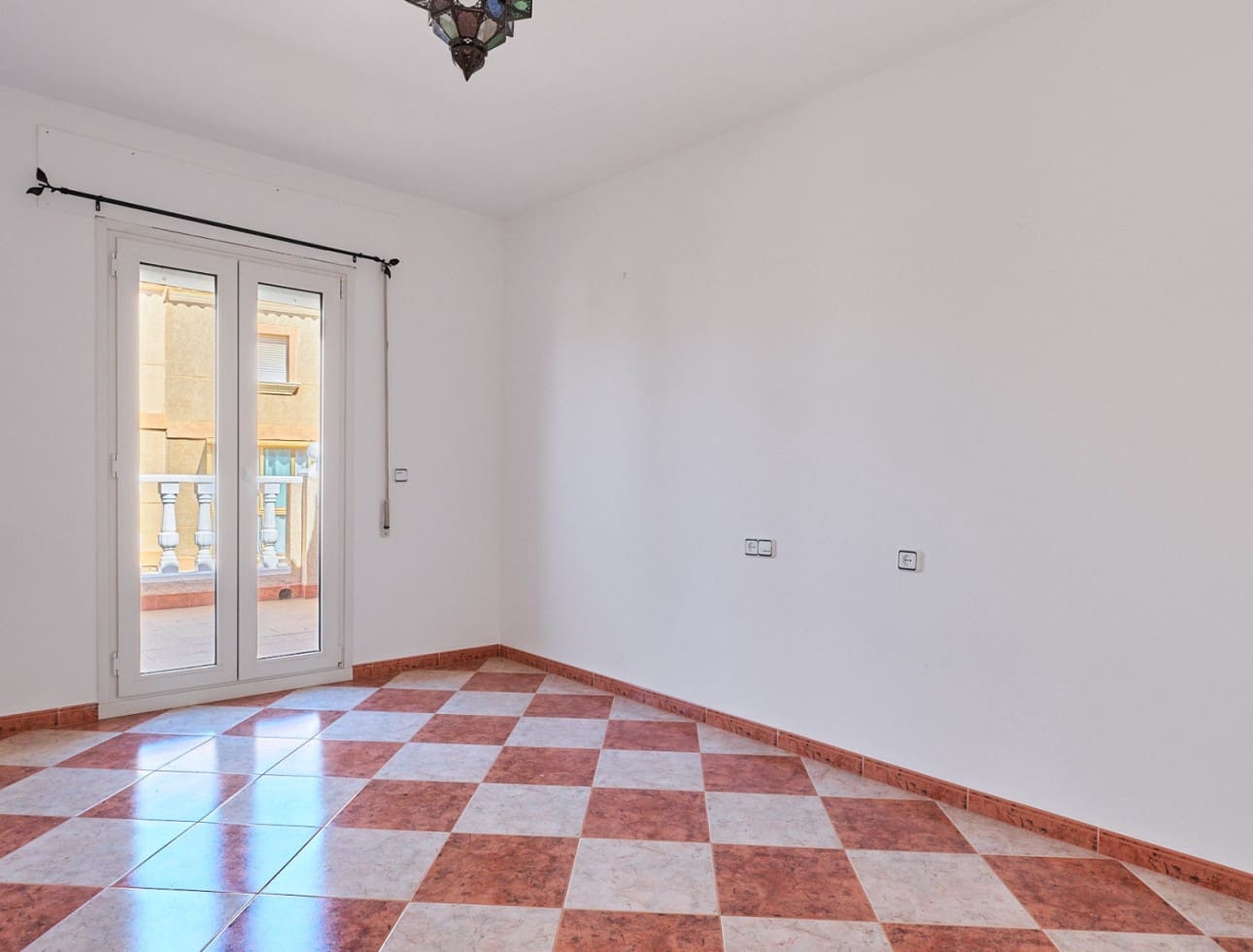 4 sypialnia Dom blizniak na sprzedaż w Turre z garażem - 240 000 € (Ref: 9234924)