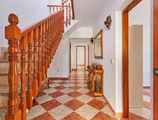 4 sovrum Semi-fristående Villa till salu i Turre med garage - 240 000 € (Ref: 9234924)