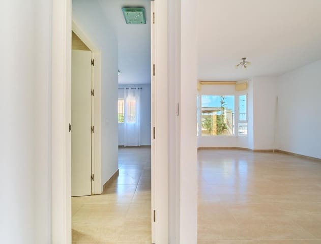 3 soveværelse Semi-Rækkehus til leje i Turre - € 875 (Ref: 9274680)