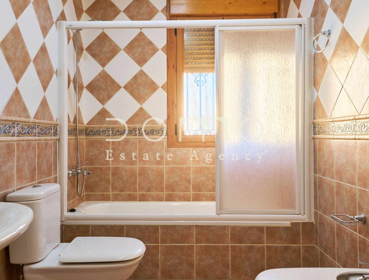 3 bedroom Villa for rent in Tijola with garage - € 1,000 (Ref: 9418977)