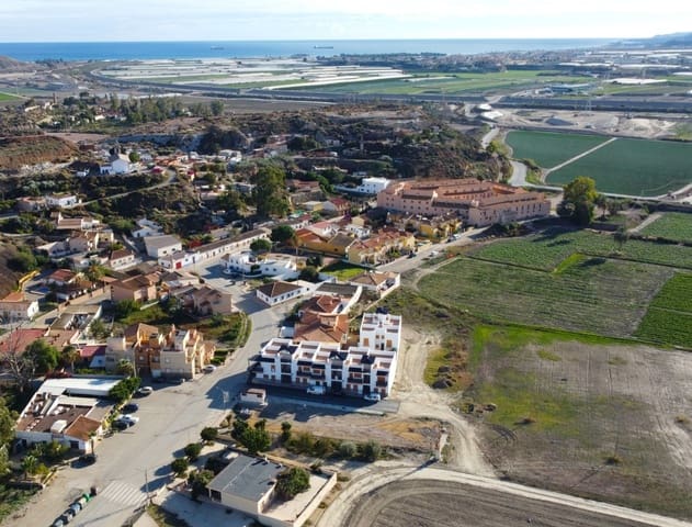 2 slaapkamer Appartement te koop in Cuevas del Almanzora met zwembad - € 118.900 (Ref: 9440595)