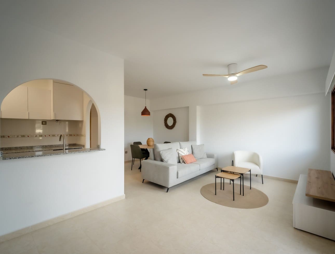 2 bedroom Apartment for sale in Cuevas del Almanzora with pool - € 118,900 (Ref: 9440595)