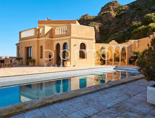 4 bedroom Villa for sale in Turre with pool garage - € 899,950 (Ref: 9511429)