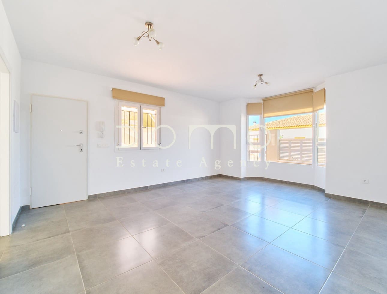 2 bedroom Semi-detached Villa for rent in Turre - € 800 (Ref: 9534767)