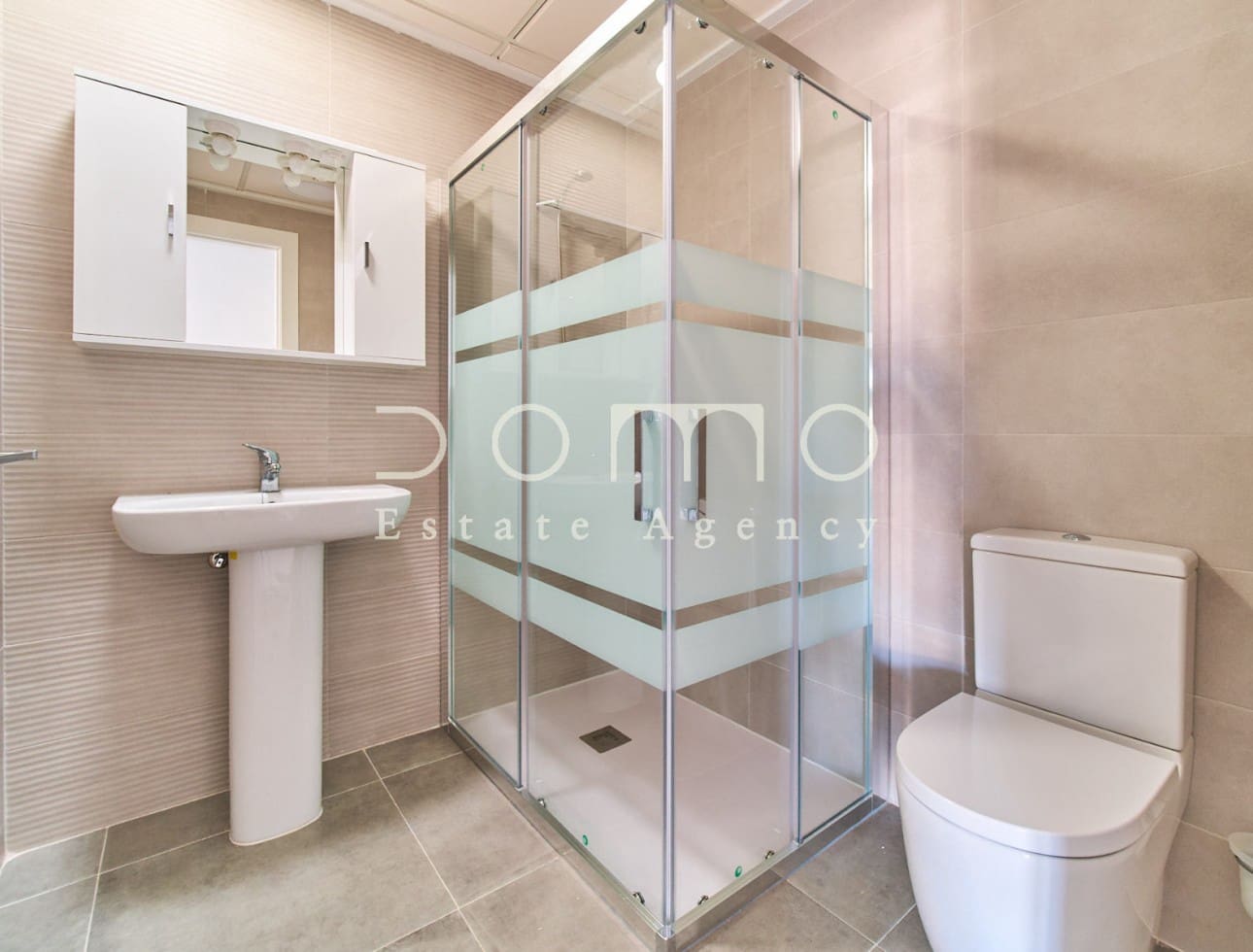 2 bedroom Semi-detached Villa for rent in Turre - € 800 (Ref: 9534767)