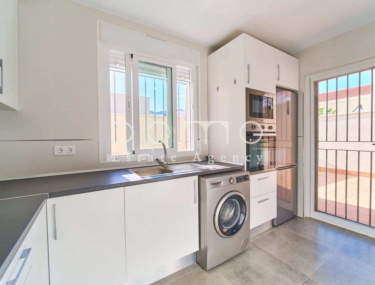 2 bedroom Semi-detached Villa for rent in Turre - € 800 (Ref: 9534767)