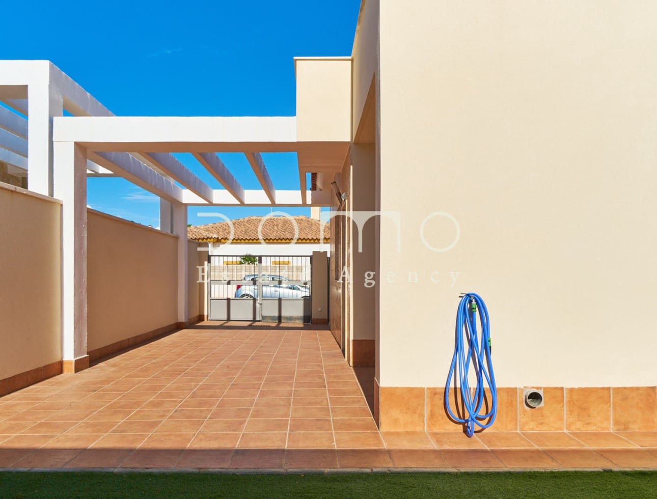 2 bedroom Semi-detached Villa for rent in Turre - € 800 (Ref: 9534767)