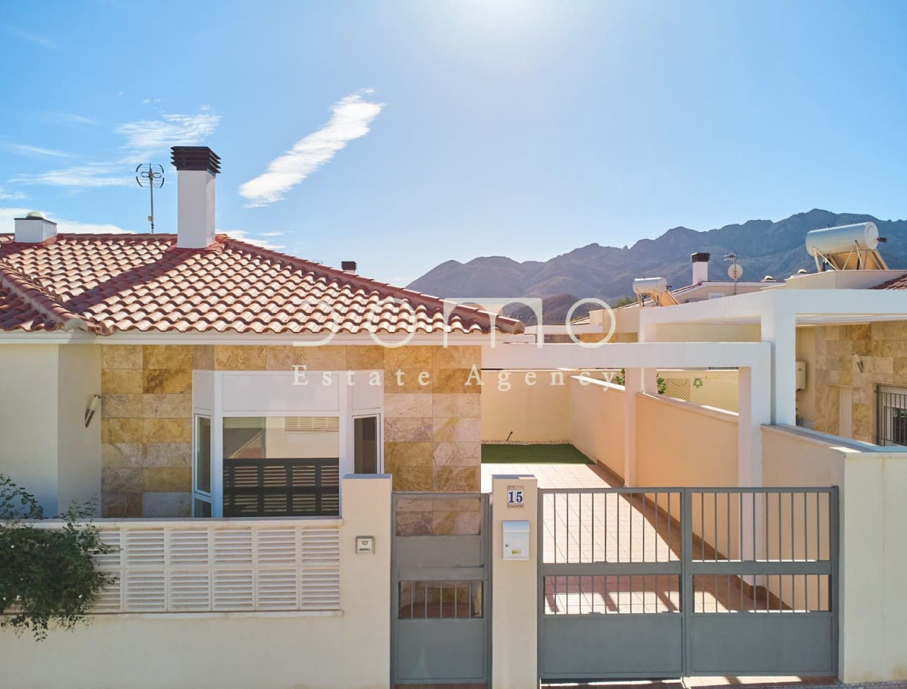 2 bedroom Semi-detached Villa for rent in Turre - € 800 (Ref: 9534767)