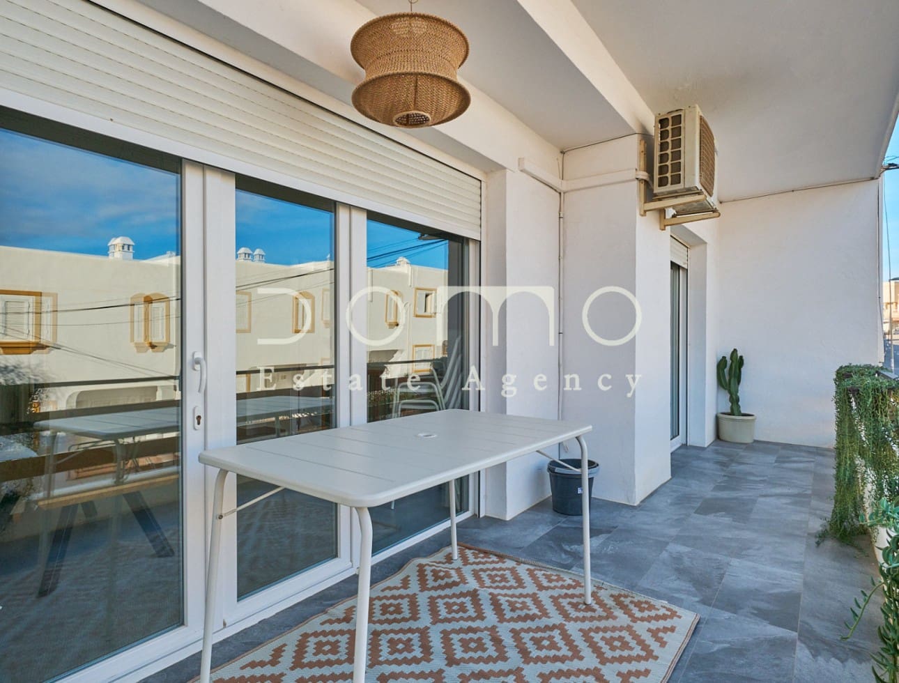 2 slaapkamer Strandappartement te huur in Garrucha - € 650 (Ref: 9565658)