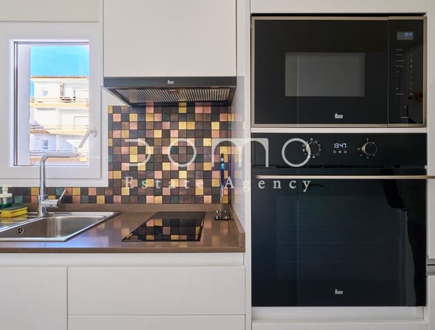 2 slaapkamer Strandappartement te huur in Garrucha - € 650 (Ref: 9565658)