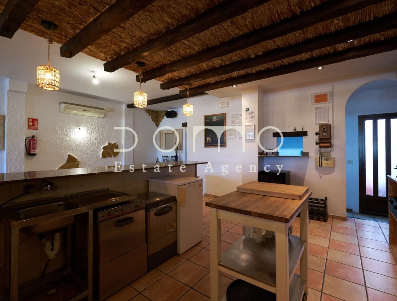 Kaupallinen vuokrattavana paikassa Turre - 875 € (Ref: 9572140)