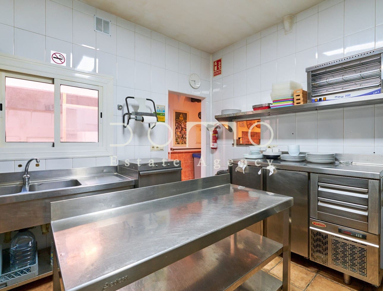 Kaupallinen vuokrattavana paikassa Turre - 875 € (Ref: 9572140)