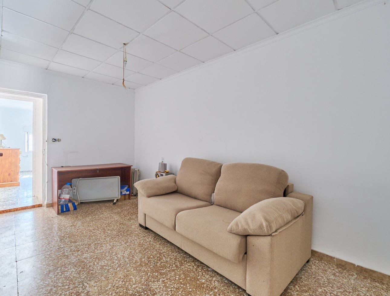 3 slaapkamer Halfvrijstaande villa te koop in Turre - € 49.000 (Ref: 9627975)