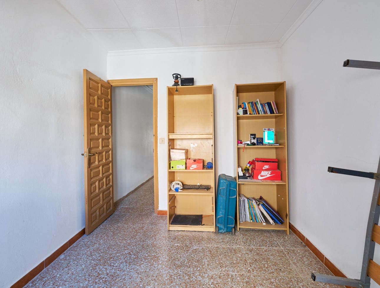 3 slaapkamer Halfvrijstaande villa te koop in Turre - € 49.000 (Ref: 9627975)