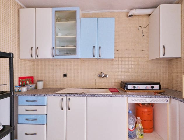 3 slaapkamer Halfvrijstaande villa te koop in Turre - € 49.000 (Ref: 9627975)