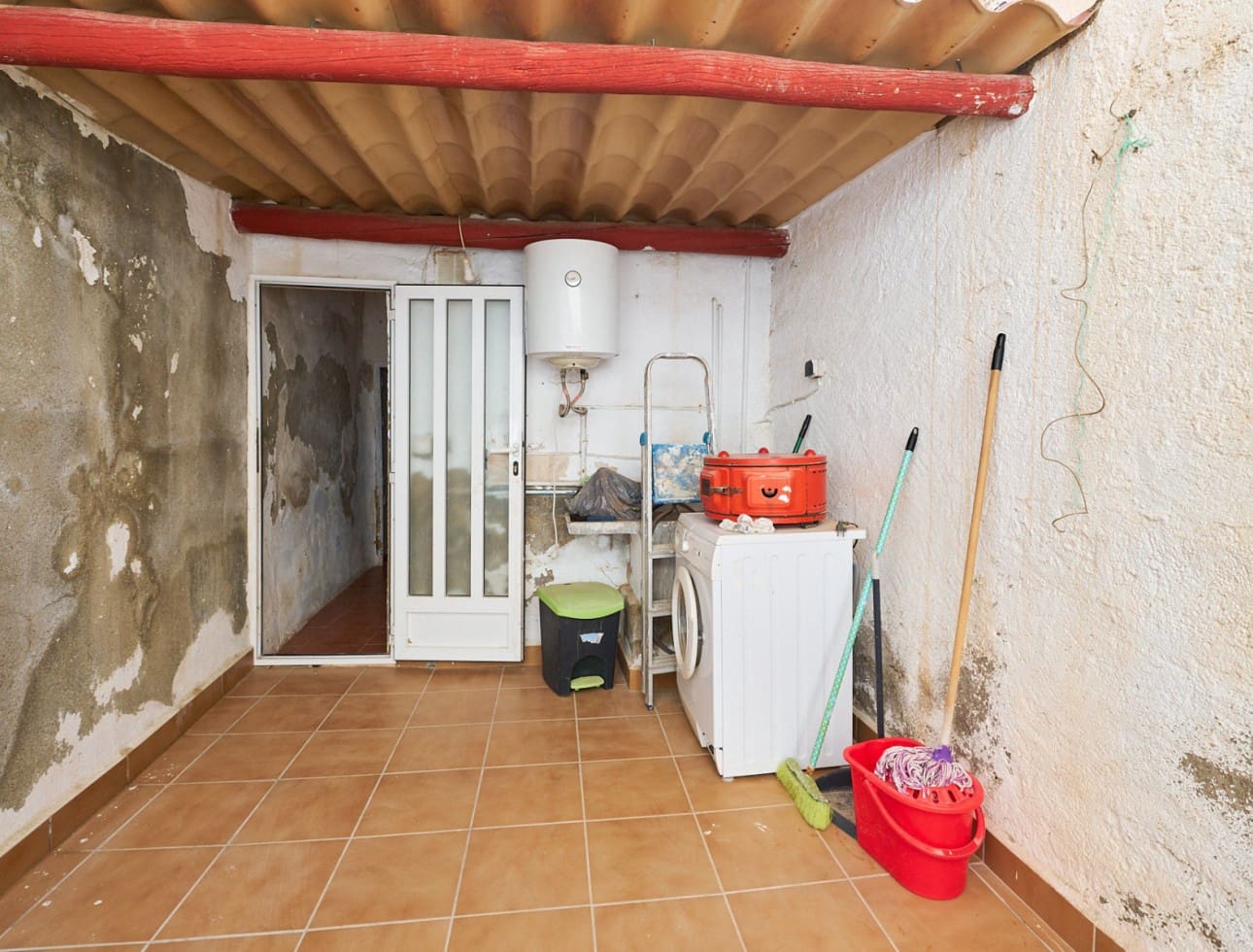 3 slaapkamer Halfvrijstaande villa te koop in Turre - € 49.000 (Ref: 9627975)