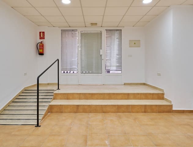 Gewerbe zu vermieten in Vera Ciudad, Vera - 500 € (Ref: 9653188)