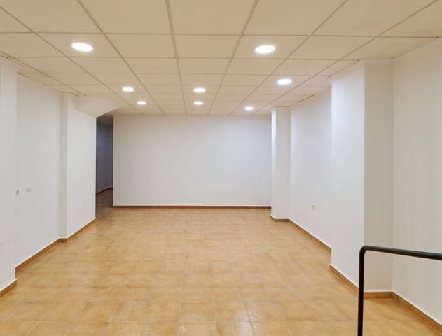 Gewerbe zu vermieten in Vera Ciudad, Vera - 500 € (Ref: 9653188)