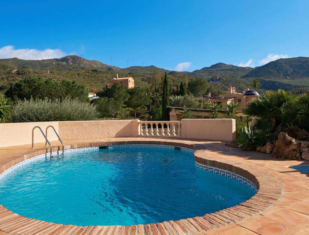4 bedroom Villa for sale in Turre with pool - € 500,000 (Ref: 9720714)