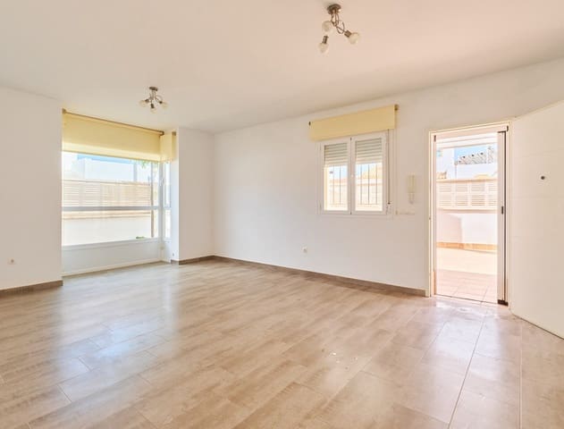 3 makuuhuone Paritalo vuokrattavana paikassa Turre mukana 
autotalli - 875 € (Ref: 9768961)