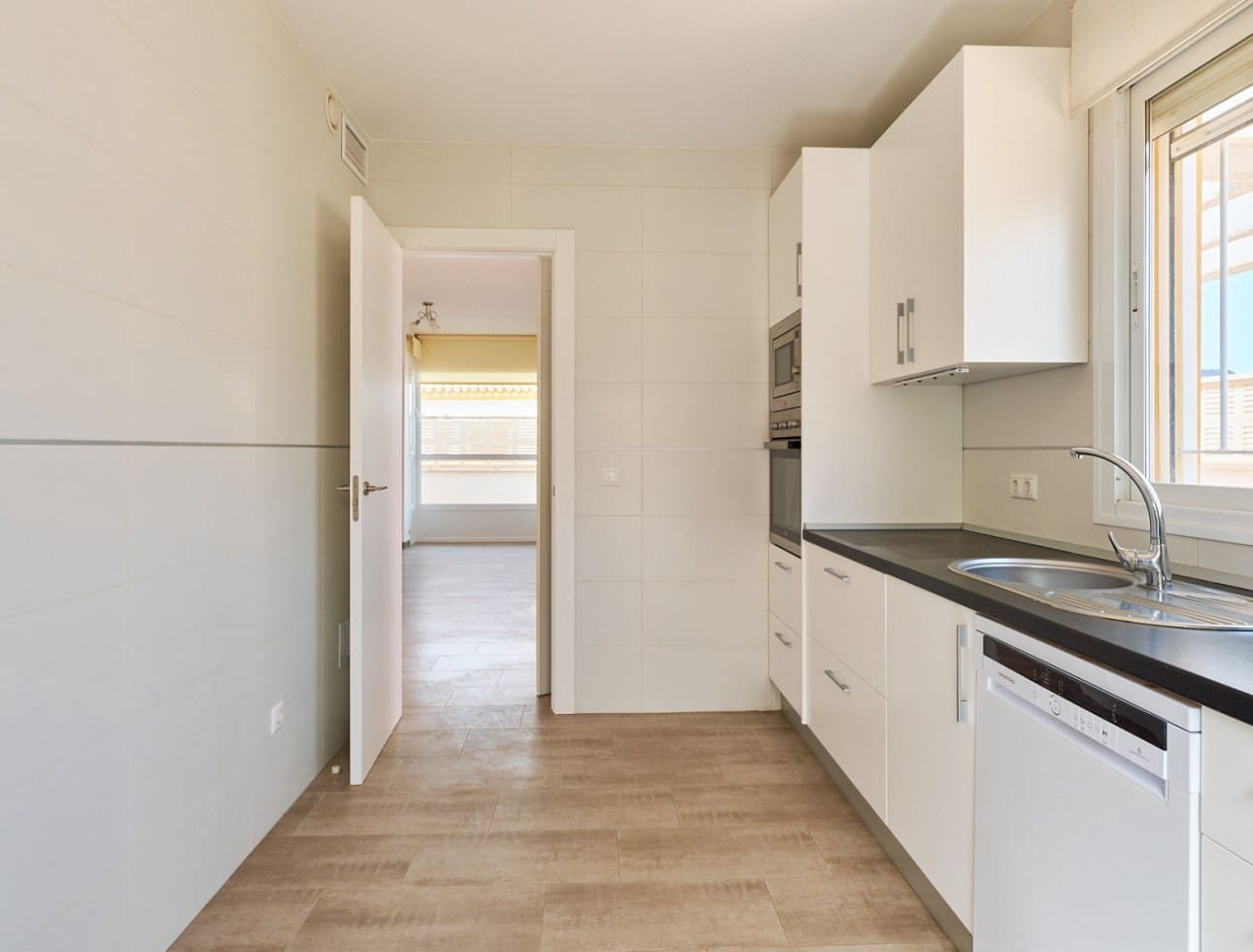 3 makuuhuone Paritalo vuokrattavana paikassa Turre mukana 
autotalli - 875 € (Ref: 9768961)