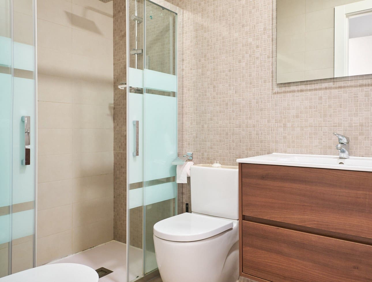 3 makuuhuone Paritalo vuokrattavana paikassa Turre mukana 
autotalli - 875 € (Ref: 9768961)