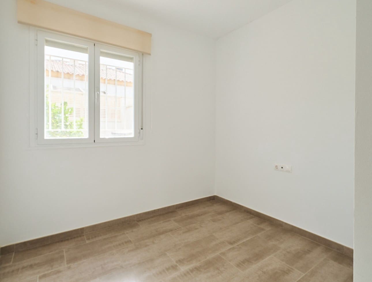 3 makuuhuone Paritalo vuokrattavana paikassa Turre mukana 
autotalli - 875 € (Ref: 9768961)