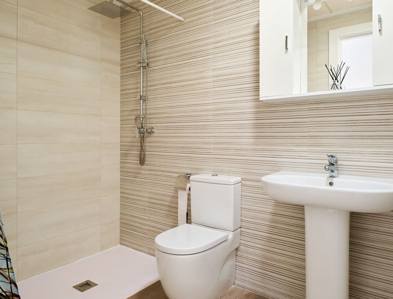 3 makuuhuone Paritalo vuokrattavana paikassa Turre mukana 
autotalli - 875 € (Ref: 9768961)