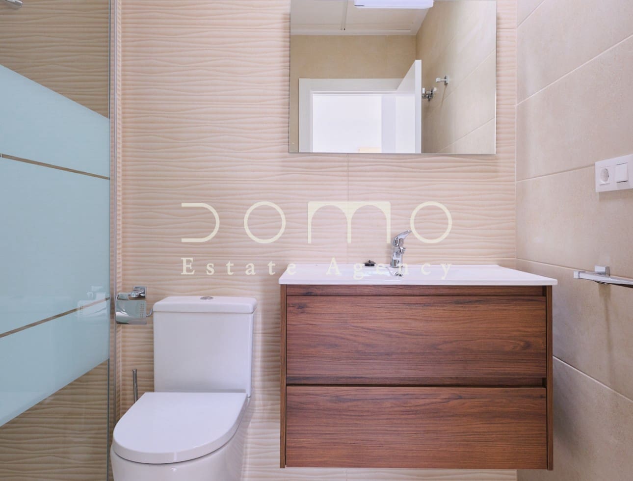 2 bedroom Semi-detached Villa for rent in Turre with garage - € 775 (Ref: 9768962)