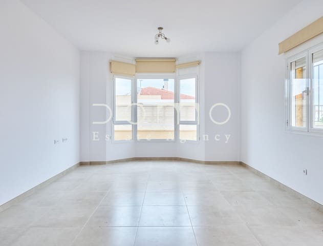 2 soveværelse Semi-Rækkehus til leje i Turre med garage - € 800 (Ref: 9784297)