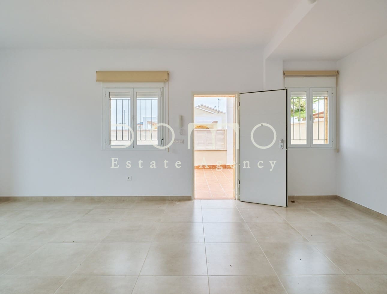 2 soveværelse Semi-Rækkehus til leje i Turre med garage - € 800 (Ref: 9784297)