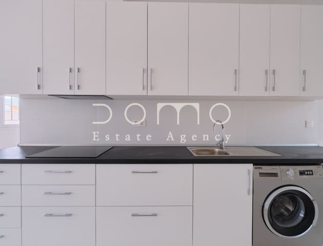 2 soveværelse Semi-Rækkehus til leje i Turre med garage - € 800 (Ref: 9784297)