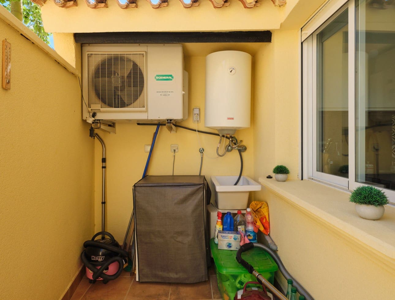 2 bedroom Townhouse for sale in Bedar with pool - € 185,000 (Ref: 9796076)