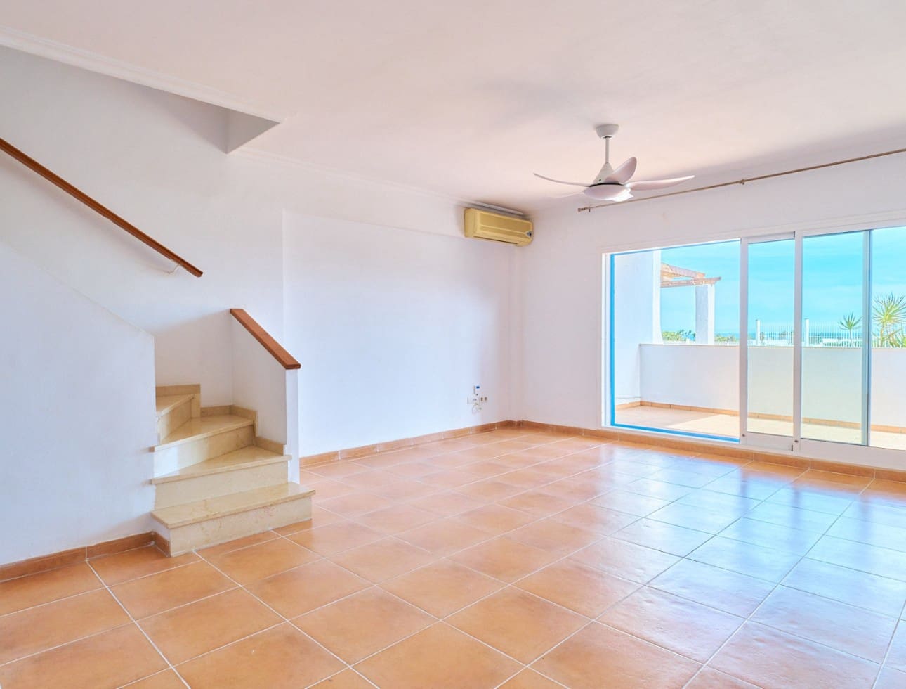 3 quarto Apartamento para arrendar em Mojacar com piscina garagem - 1 000 € (Ref: 9819619)