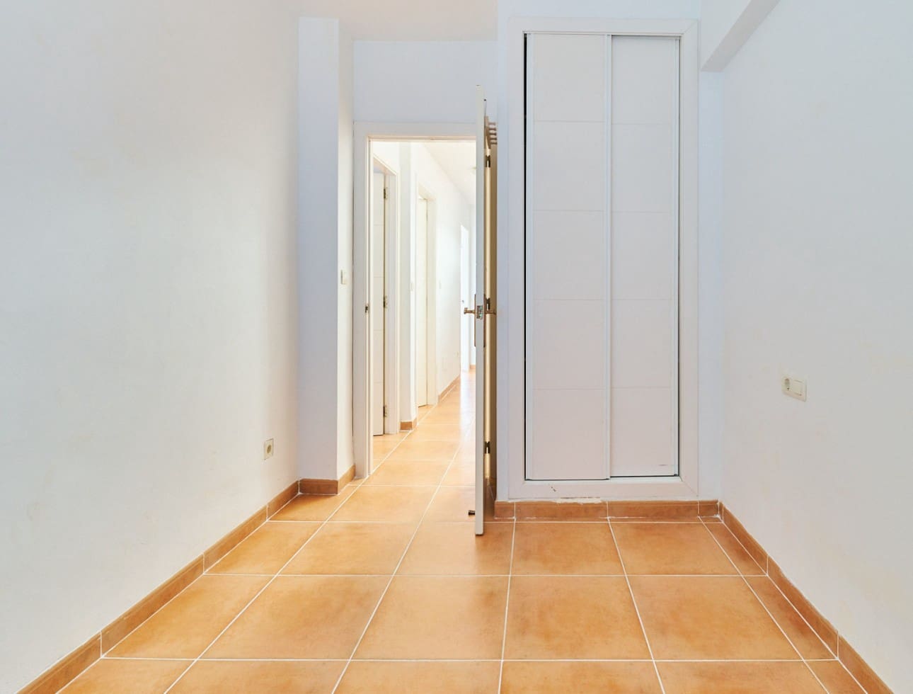 3 quarto Apartamento para arrendar em Mojacar com piscina garagem - 1 000 € (Ref: 9819619)