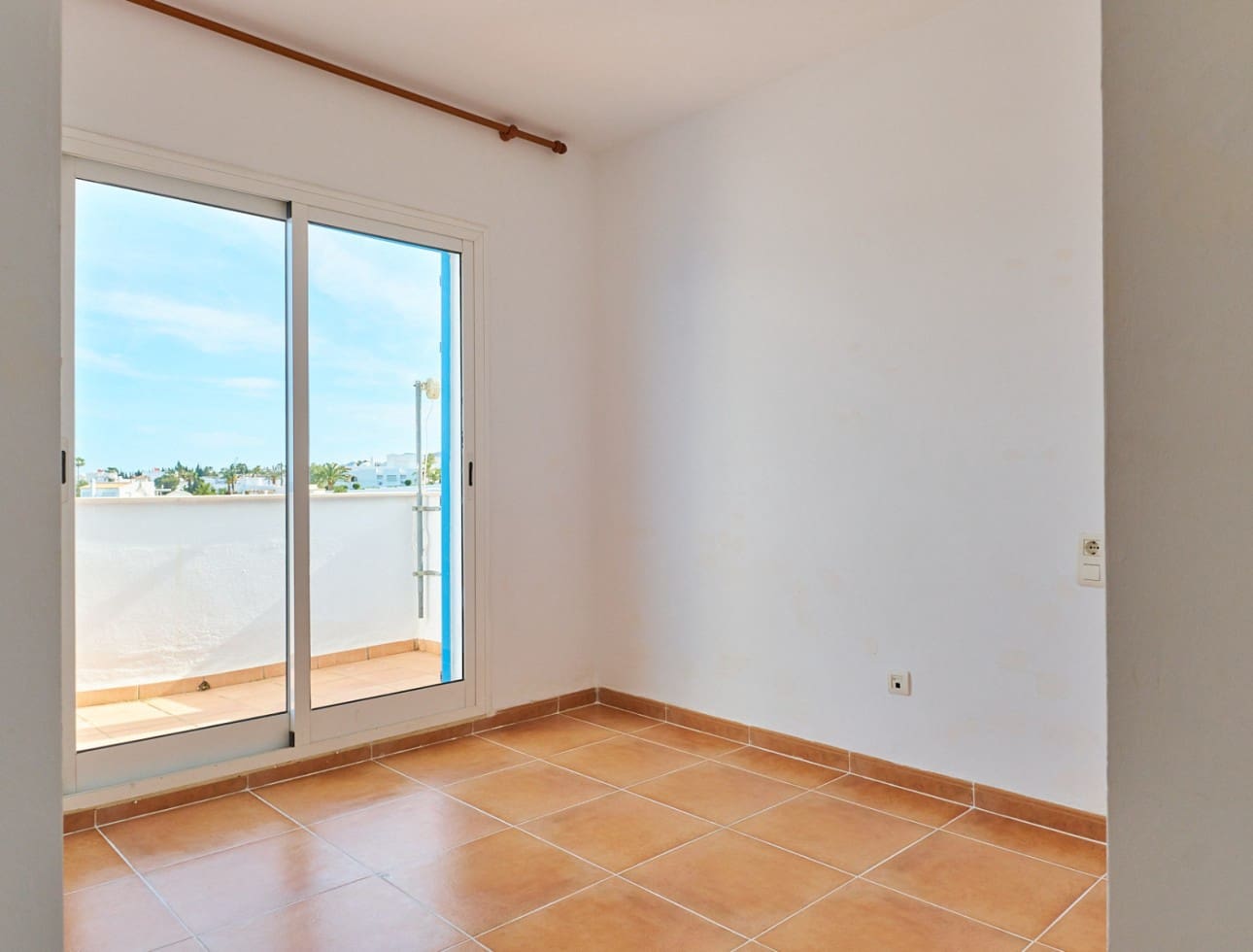 3 quarto Apartamento para arrendar em Mojacar com piscina garagem - 1 000 € (Ref: 9819619)
