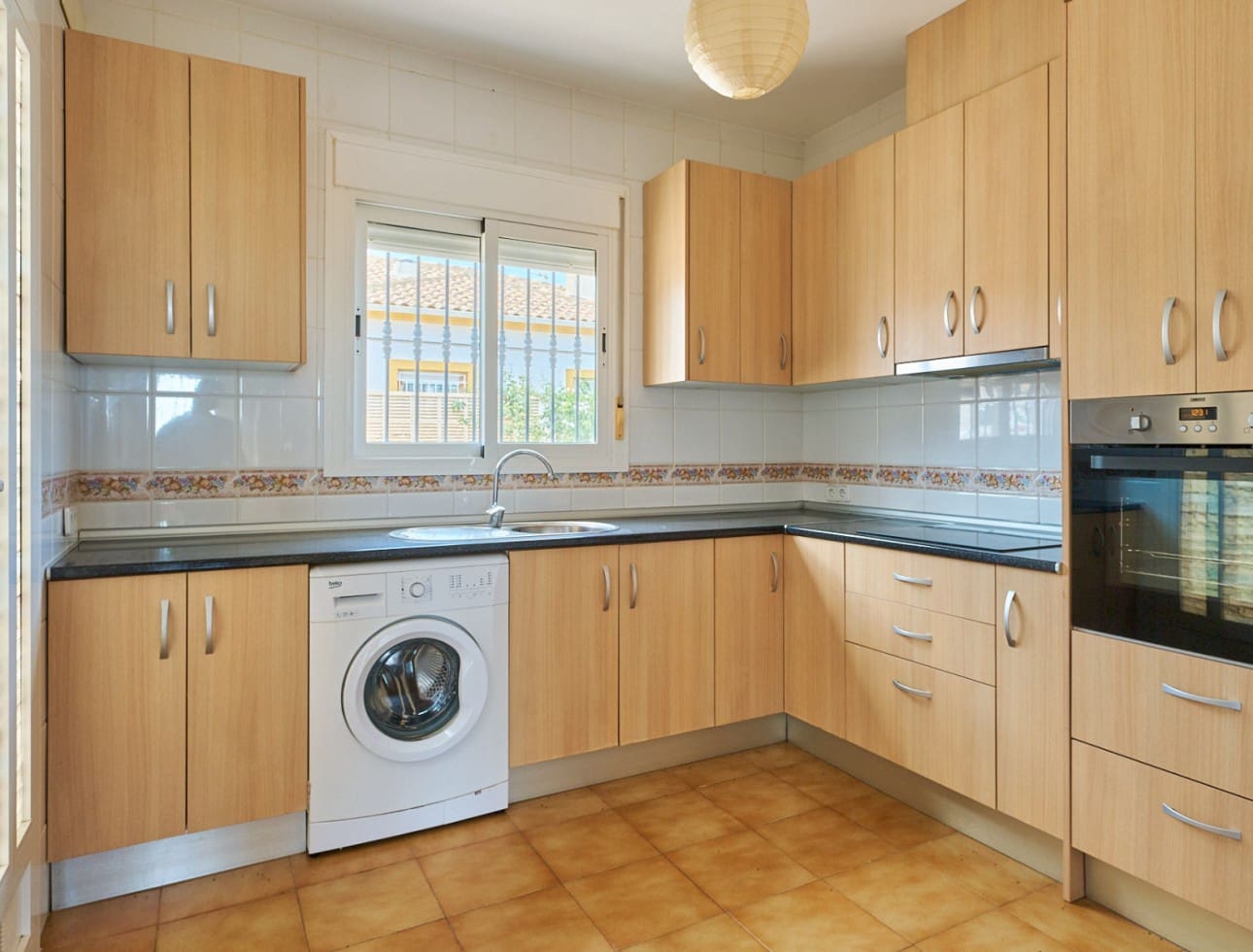 2 sypialnia Dom blizniak do wynajęcia w Turre z garażem - 750 € (Ref: 9861101)