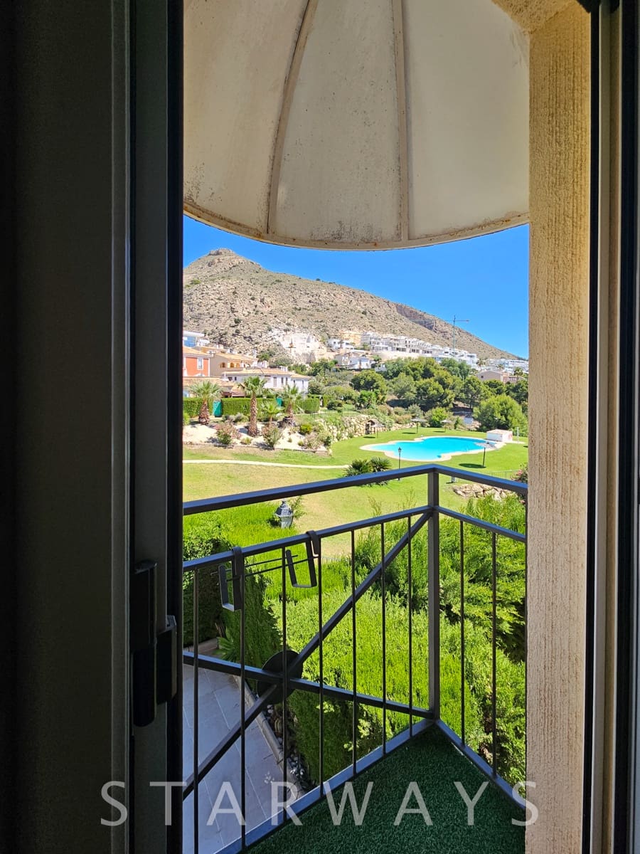 Chalet de 2 habitaciones en Finestrat en venta con piscina - 295.000 € (Ref: 10040317)