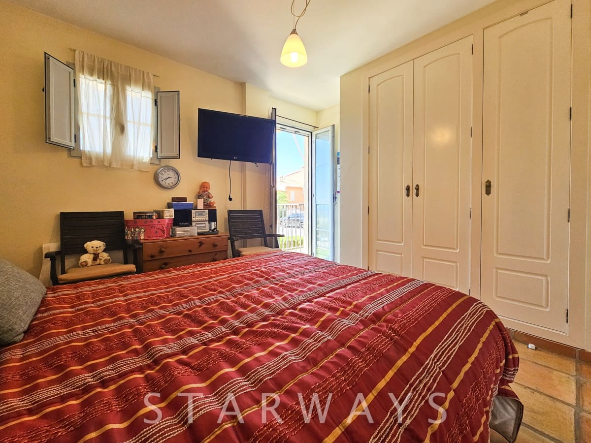 Chalet de 2 habitaciones en Finestrat en venta con piscina - 295.000 € (Ref: 10040317)
