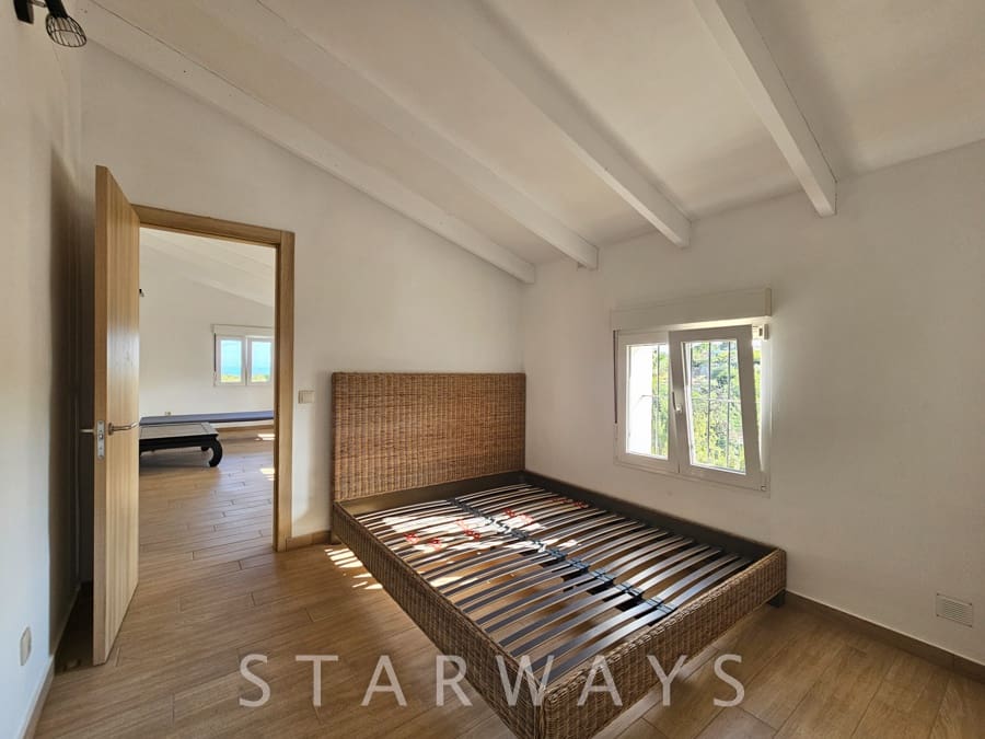 5 slaapkamer Villa te koop in La Nucia met garage - € 425.000 (Ref: 10085477)