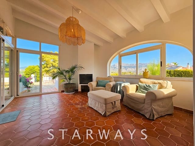 7 soverom Villa til salgs i Altea med svømmebasseng garasje - € 1 590 000 (Ref: 10135613)