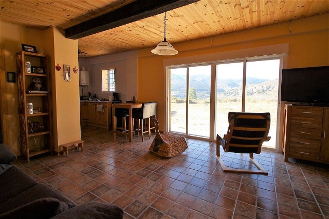 3 soveværelse Villa til salg i Confrides med garage - € 295.000 (Ref: 4380583)